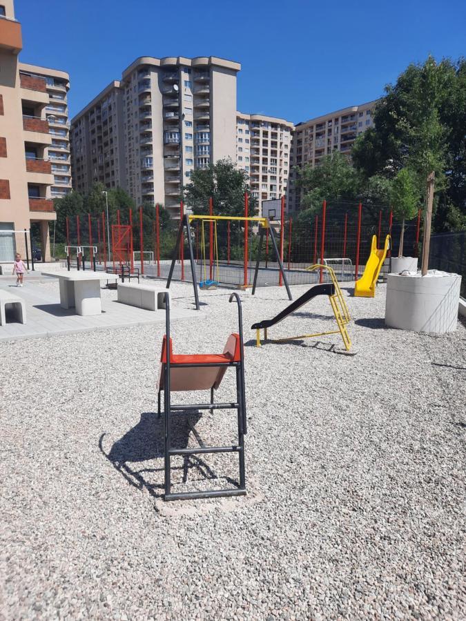 Apartman Bulevar Sarajevo - Free Parking Екстер'єр фото