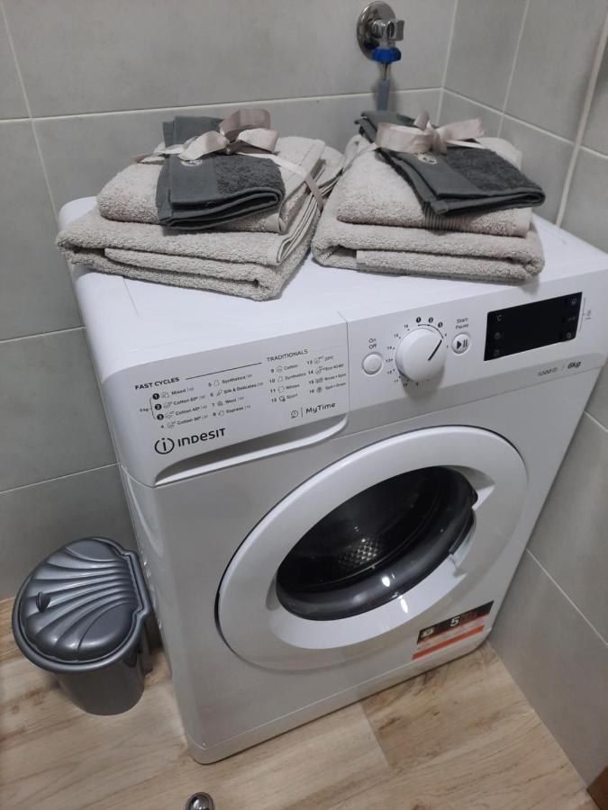 Apartman Bulevar Sarajevo - Free Parking Екстер'єр фото